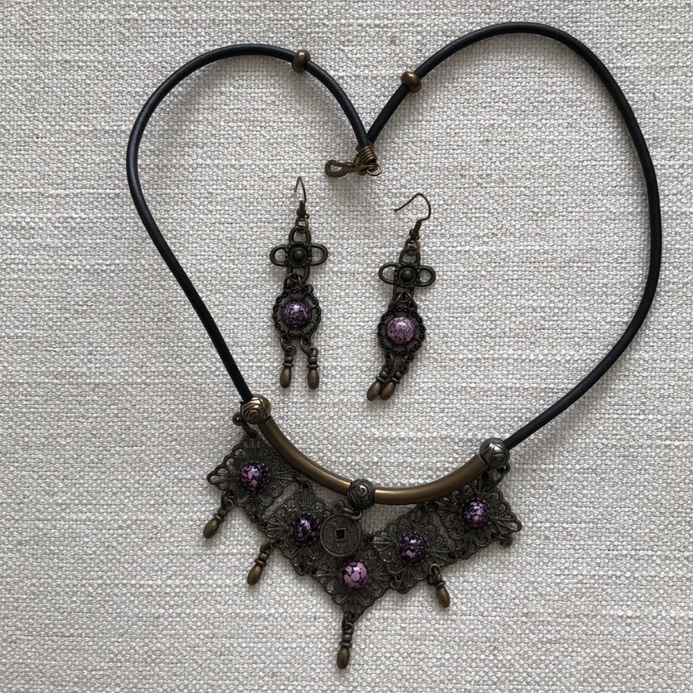 Asian Necklace / Earring set